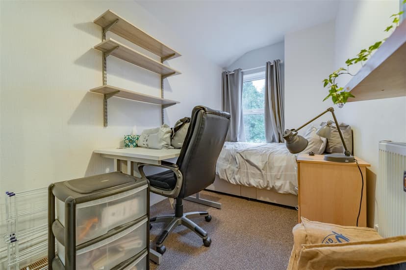 35, Exeter Road - Image 12