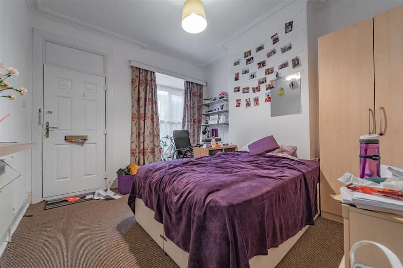 35, Exeter Road - Image 11