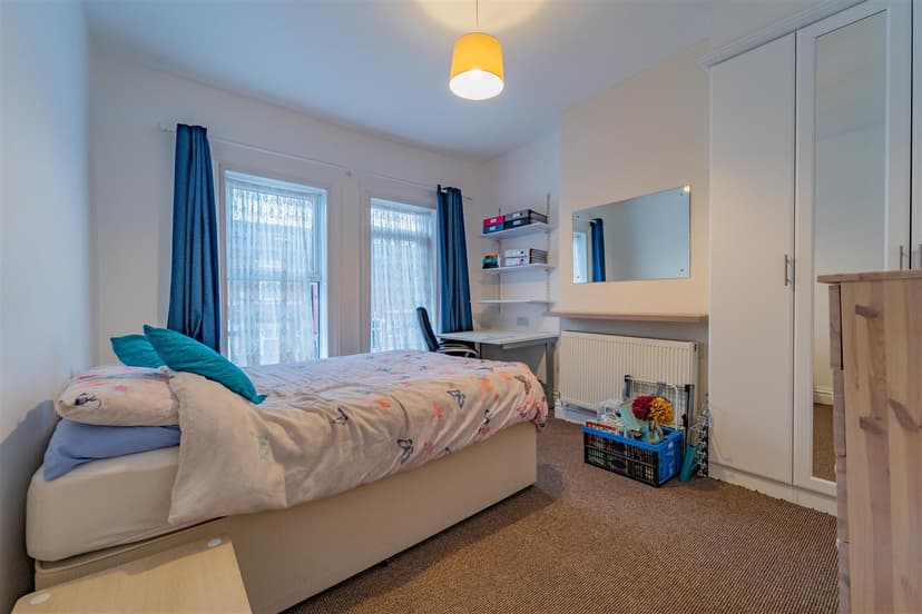 35, Exeter Road - Image 7