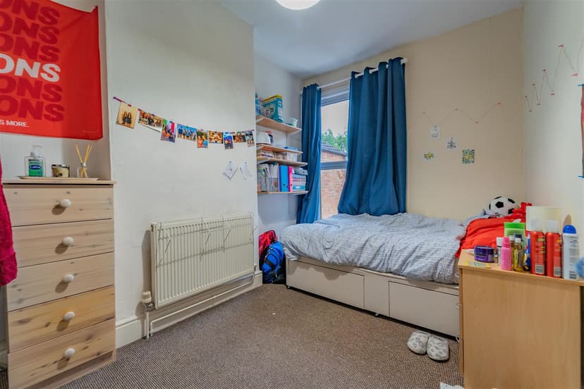 35, Exeter Road - Image 5