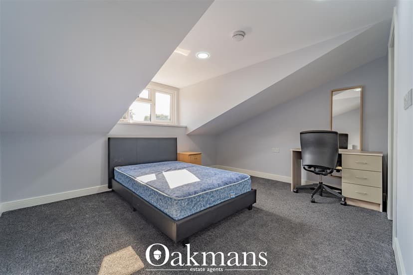 161, Hubert Road - Image 14