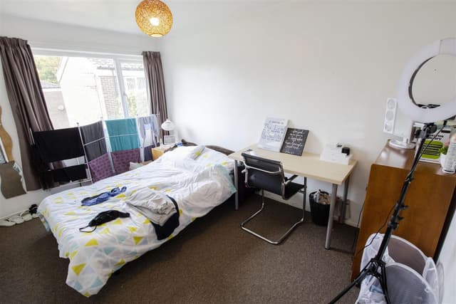 Leasow Drive - Image 4