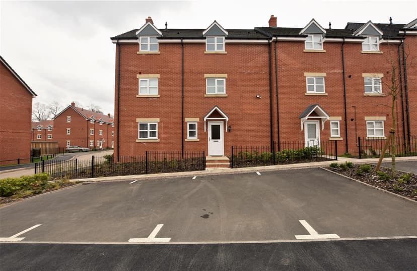 Apartment 8, Darley Court, Escelie Way - Image 11