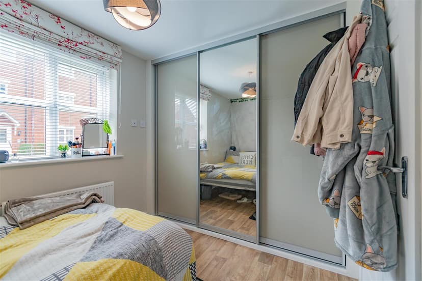 Apartment 8, Darley Court, Escelie Way - Image 2