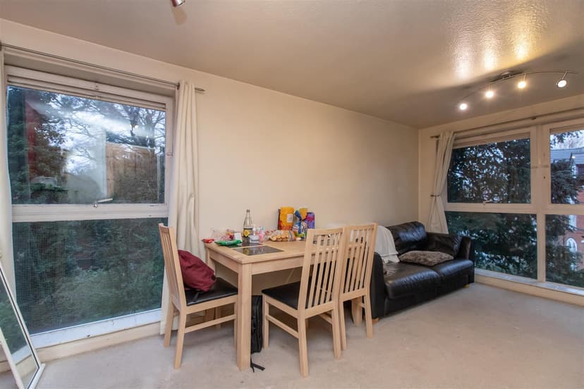 9, Seymour Close - Image 7