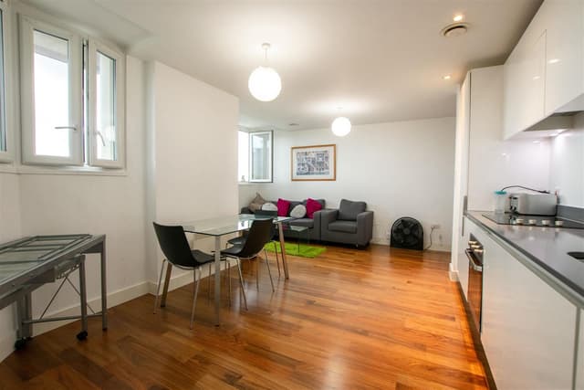 1714 Metropolitan House, Hagley Road - Image 11