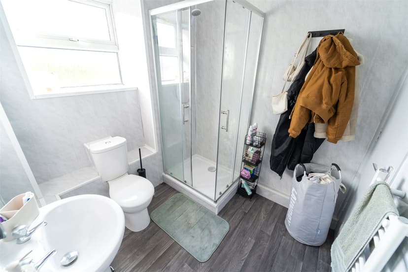 Flat C, 113-115 Holloway House, Holloway Head - Image 16