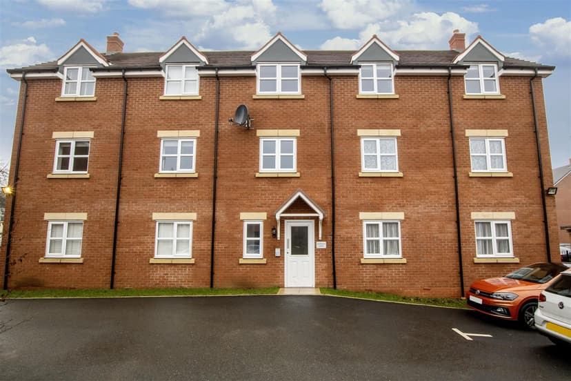 Apartment 3, Savernake Court, Tanners Way - Image 9