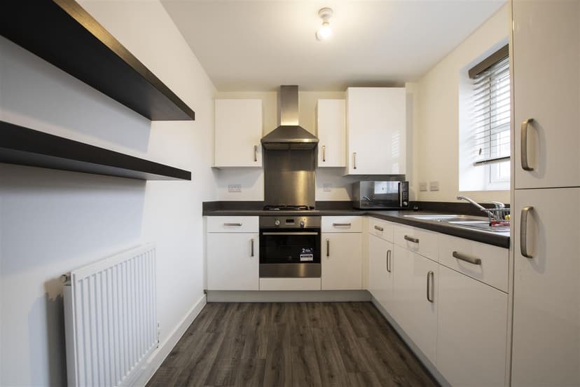 Apartment 3, Savernake Court, Tanners Way - Image 5