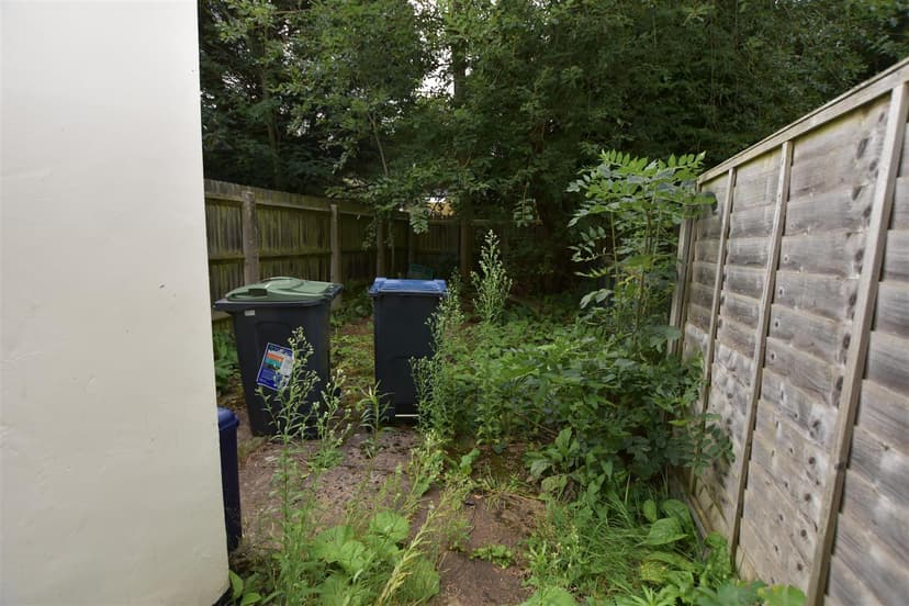 Tiverton Road - Image 1