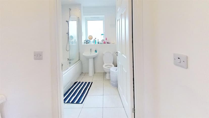 63, Elliott Road - Image 1