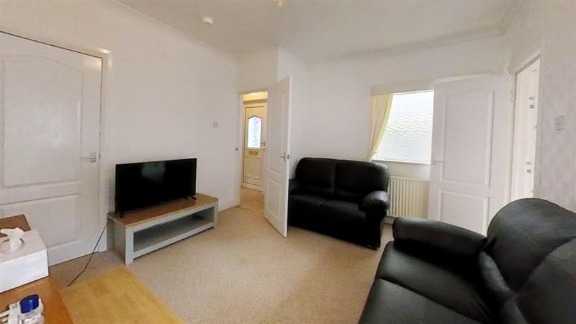 219, Reservoir Road - Image 14