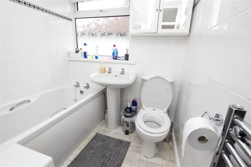 219, Reservoir Road - Image 3