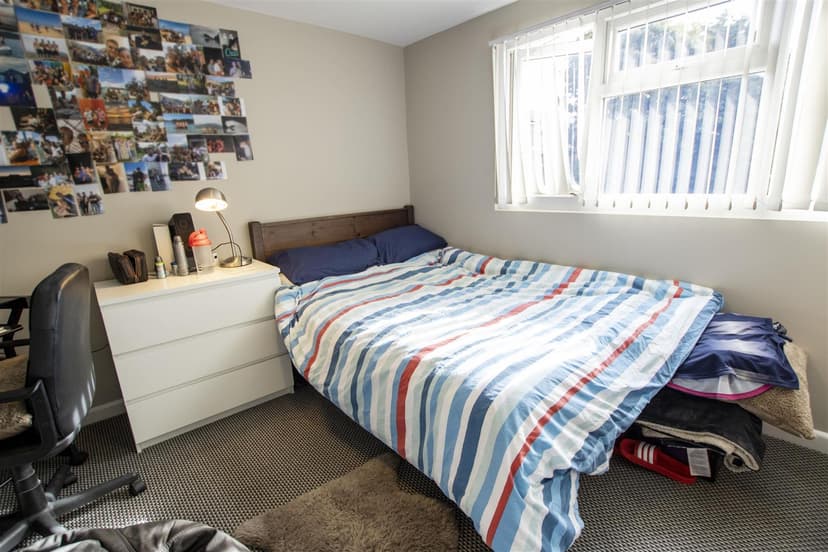 12, Lime Avenue, Dawlish Road - Image 6