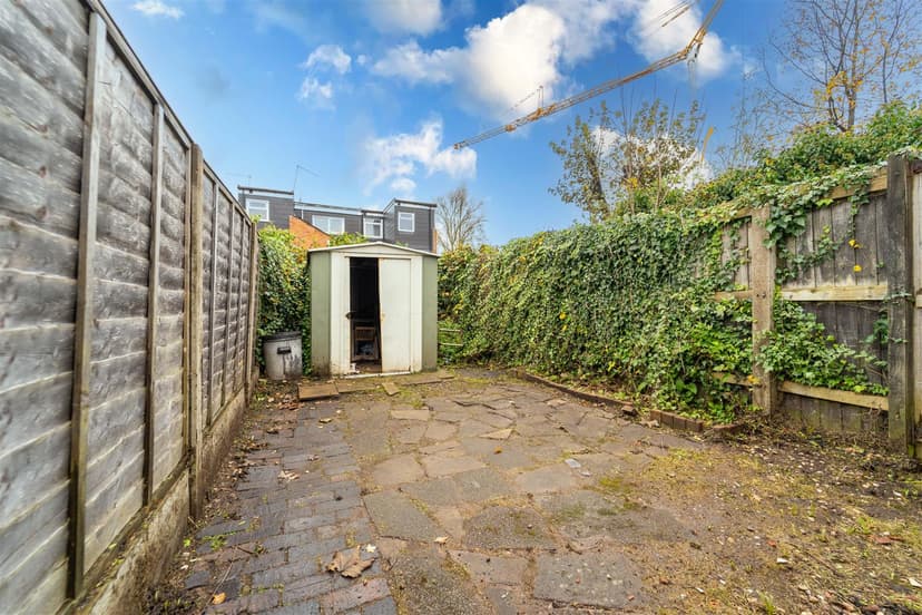 2, Luton Road - Image 3