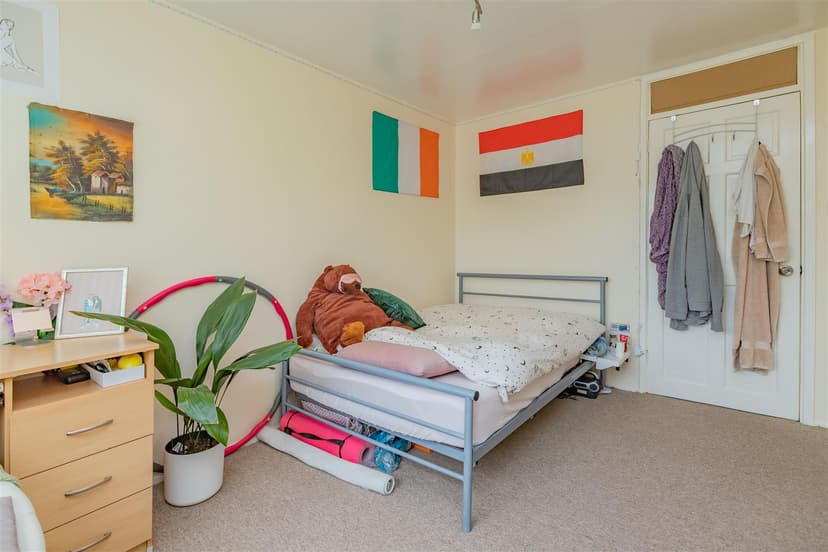 55, Roman Way - Image 4