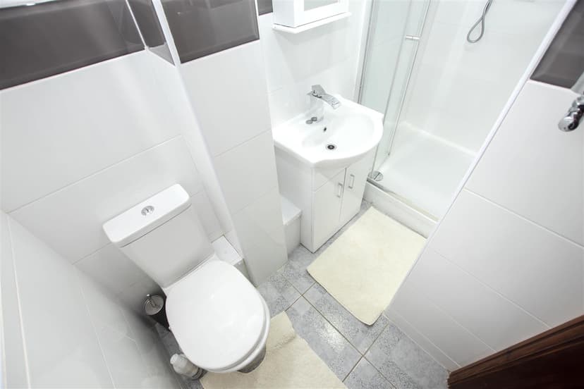 Tiverton Road - Image 3