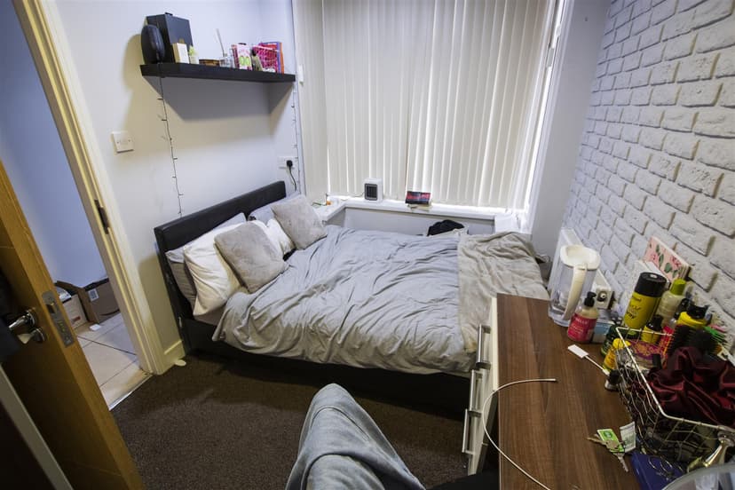 40, Teignmouth Road - Image 9