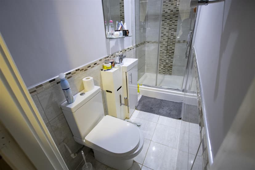 40, Teignmouth Road - Image 3