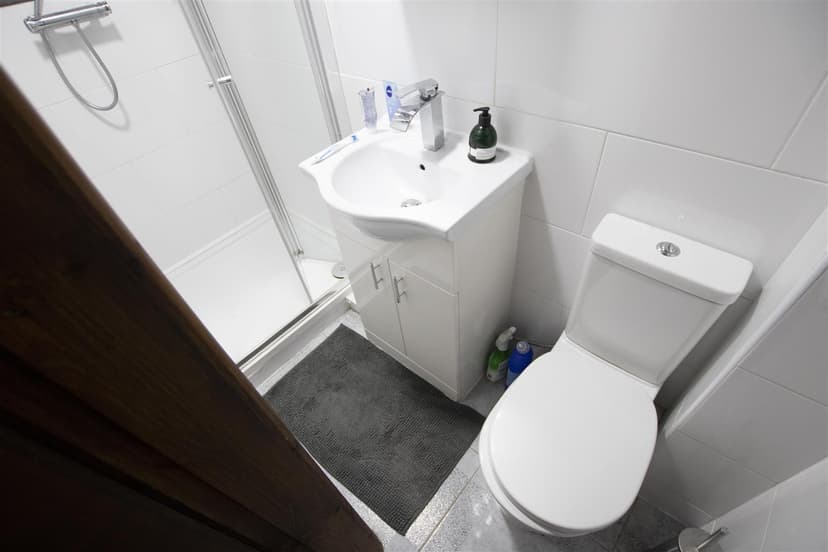 242, Heeley Road - Image 14