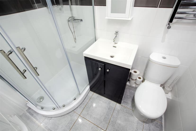 242, Heeley Road - Image 8