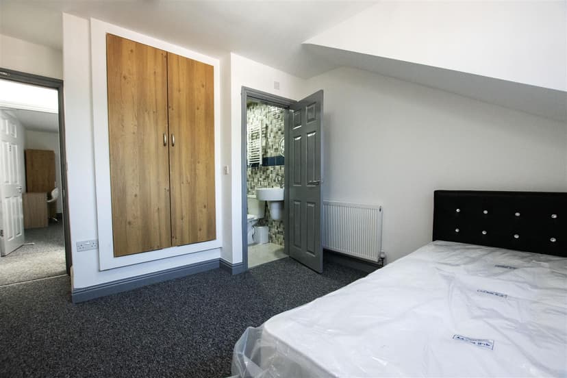 242, Heeley Road - Image 7