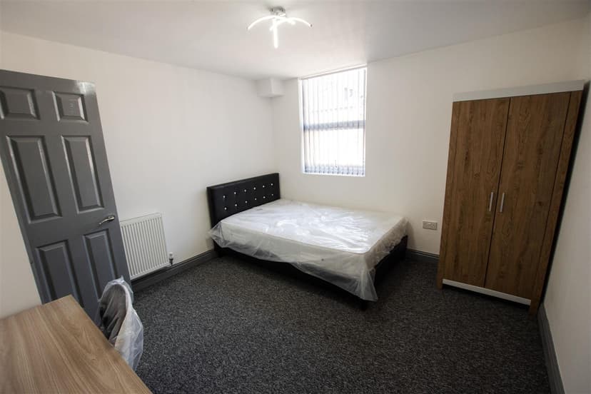 242, Heeley Road - Image 5