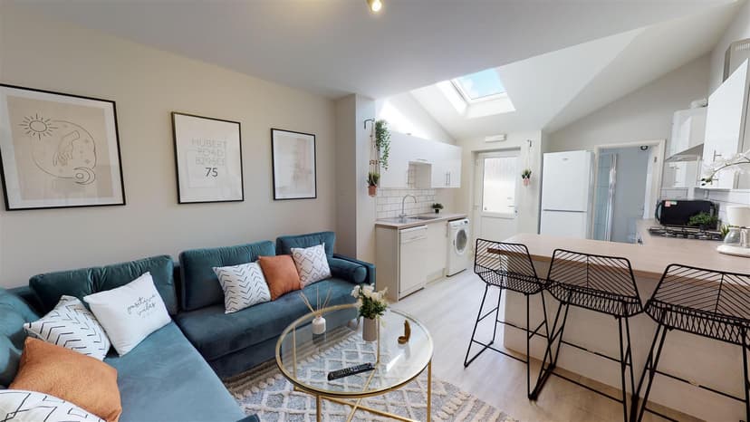 75, Hubert Road - Image 11