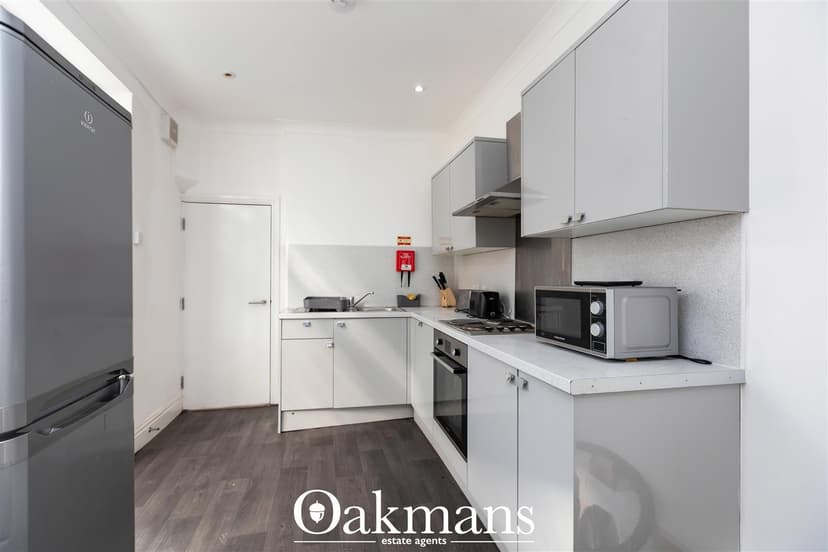 33, Summerfield Crescent - Image 16