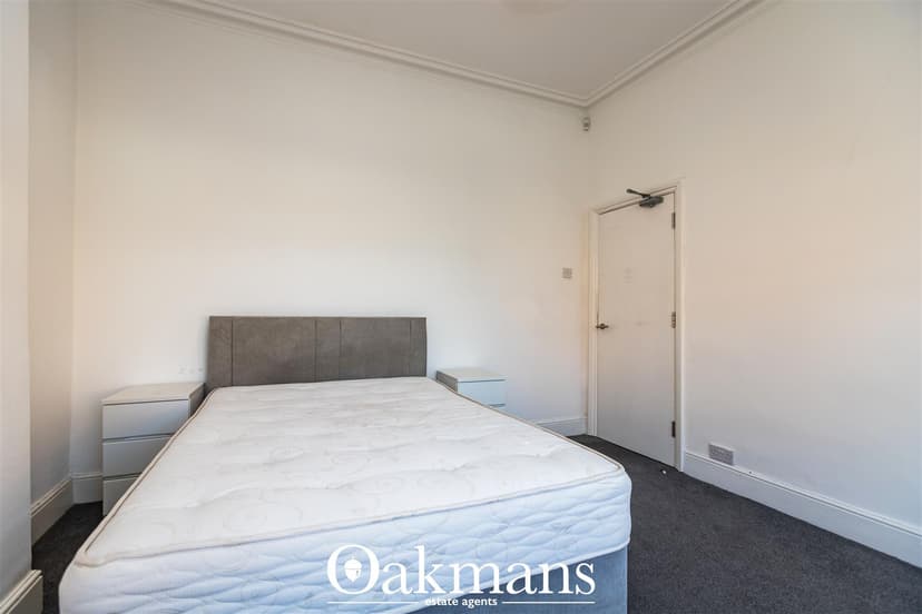 33, Summerfield Crescent - Image 13