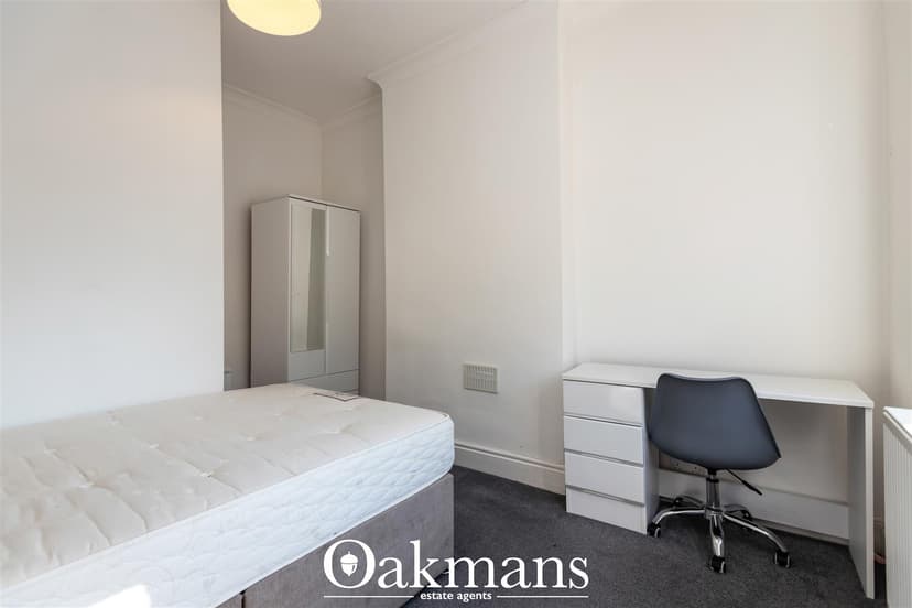 33, Summerfield Crescent - Image 10