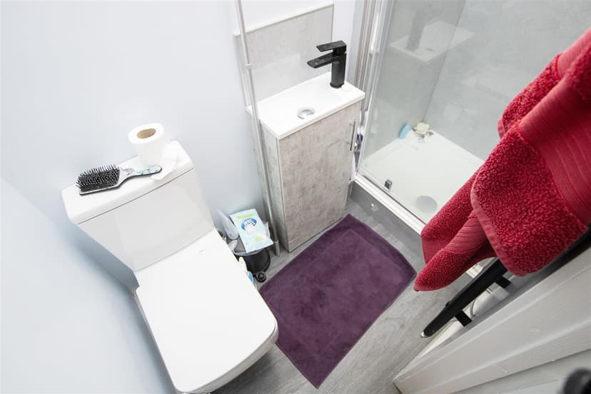 163, Heeley Road - Image 2