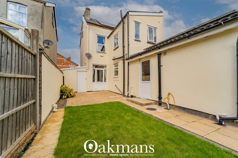 Summerfield Crescent - Image 4