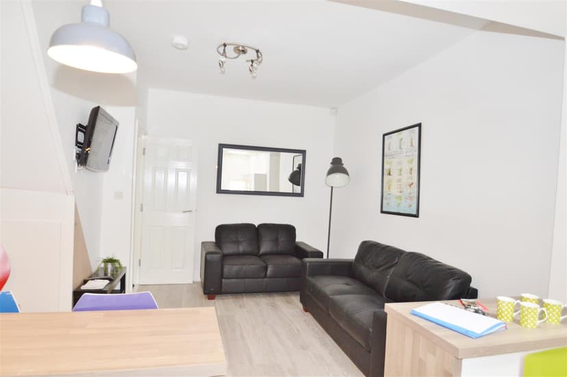 151, Heeley Road - Image 20