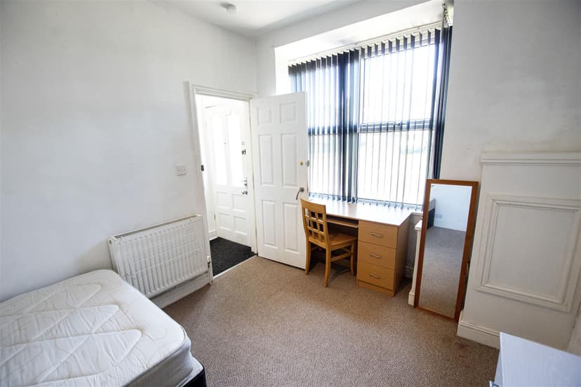 151, Heeley Road - Image 12