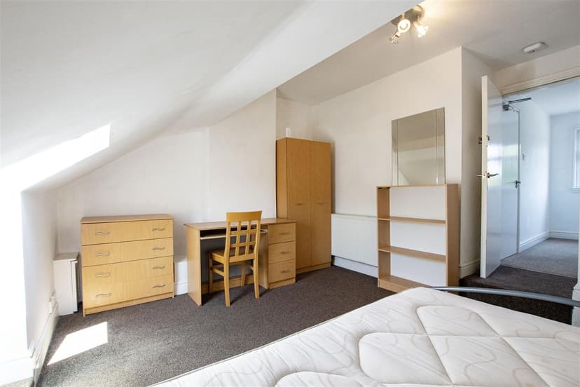 151, Heeley Road - Image 5