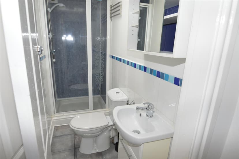 151, Heeley Road - Image 3