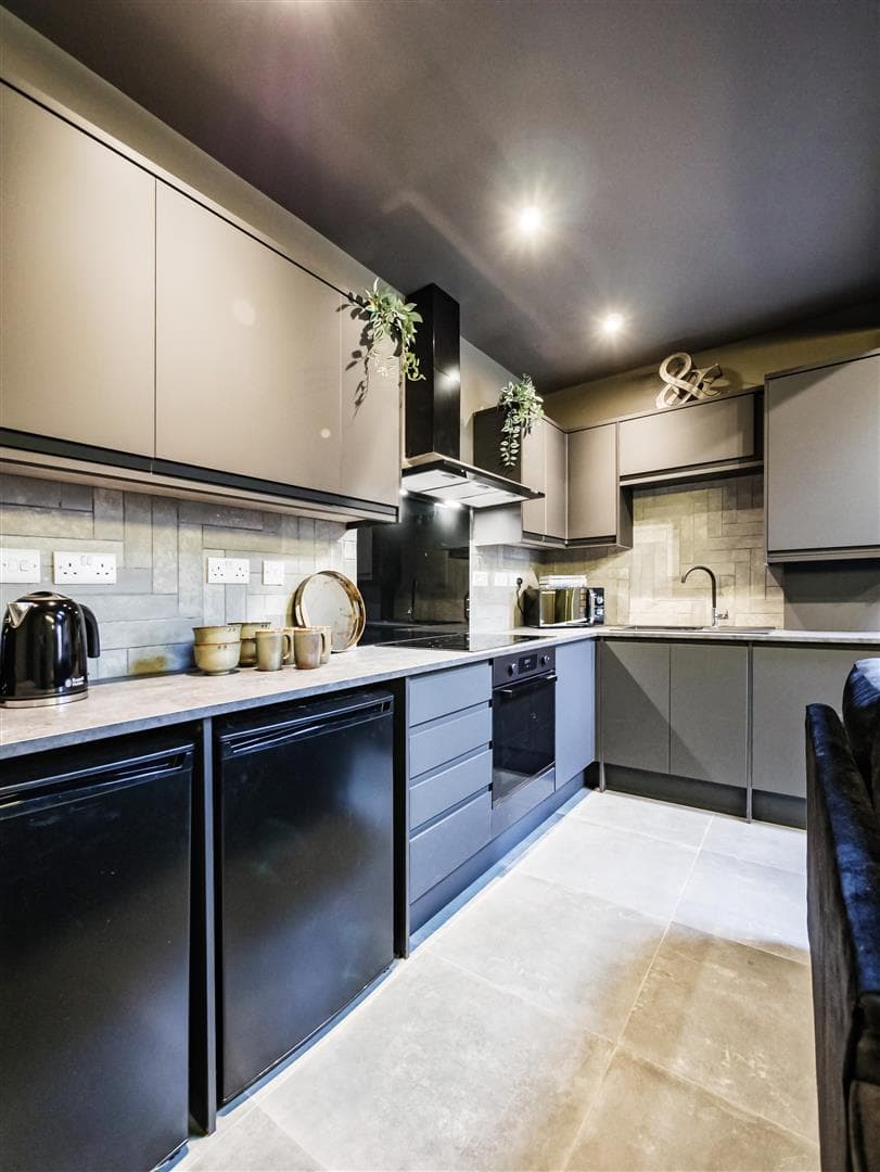 Room 2, 666 Pershore Road - Image 6