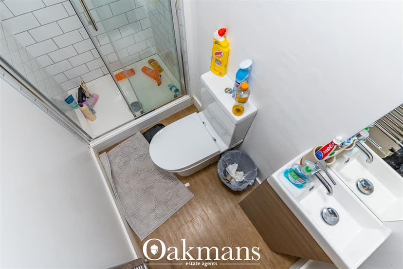 25A, Harold Road - Image 21