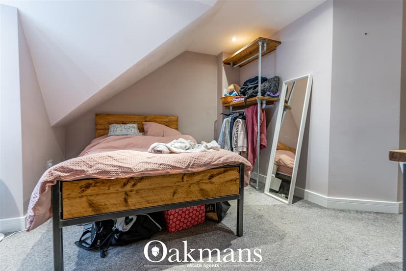 25A, Harold Road - Image 8