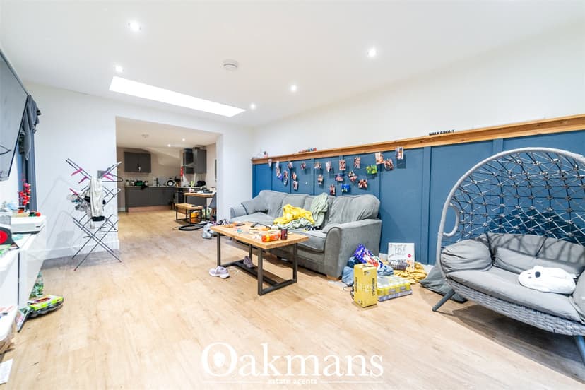 25A, Harold Road - Image 24