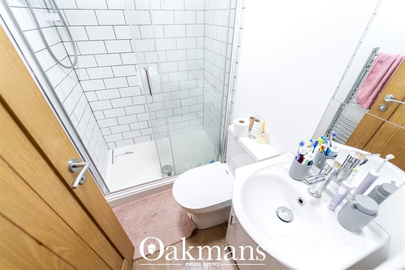 25A, Harold Road - Image 12