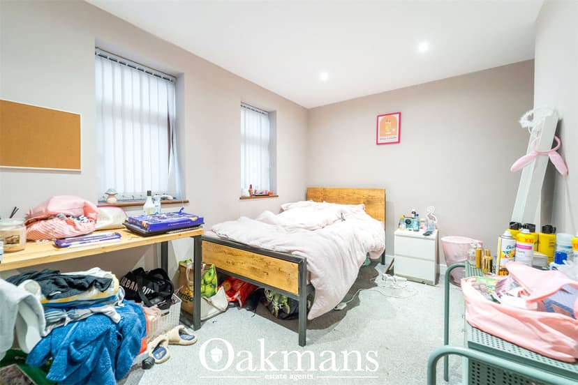 25A, Harold Road - Image 11