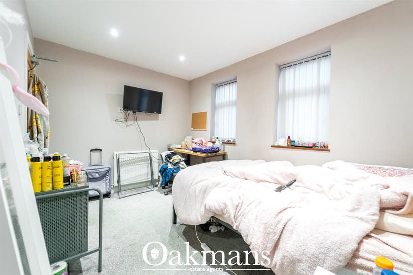 25A, Harold Road - Image 10