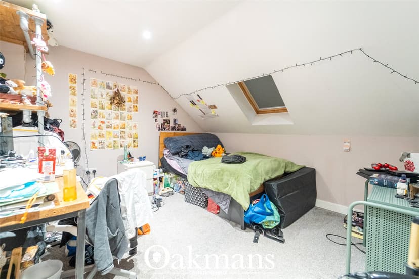 25A, Harold Road - Image 8