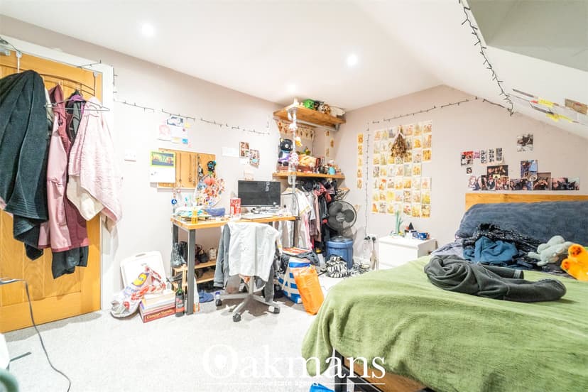 25A, Harold Road - Image 7