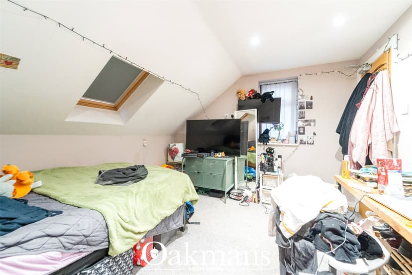 25A, Harold Road - Image 6