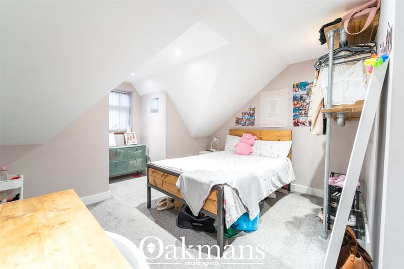 25A, Harold Road - Image 5