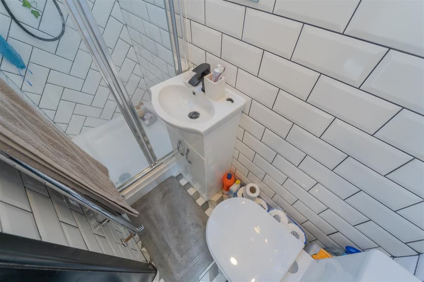 9, Daisy Road - Image 14