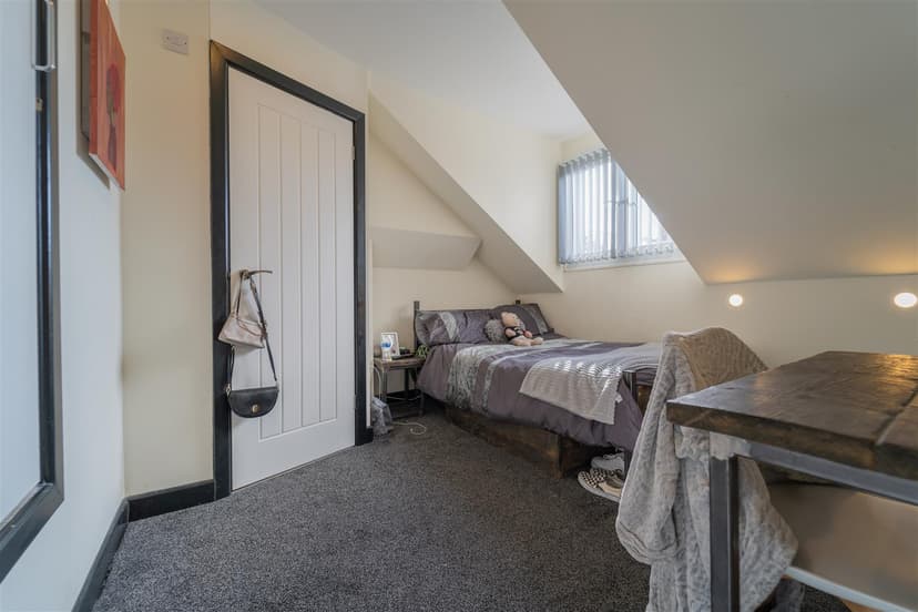 9, Daisy Road - Image 11